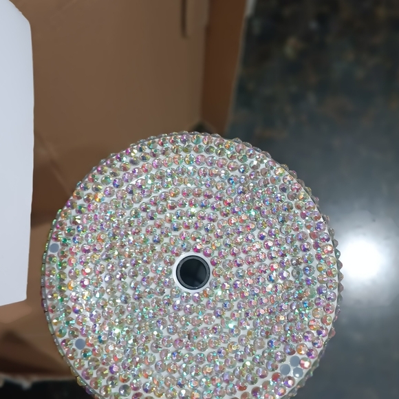 Diamond Studded Bling 26oz Tumbler w/ Stainless Steel Straw & Brush - Picture 5 of 9